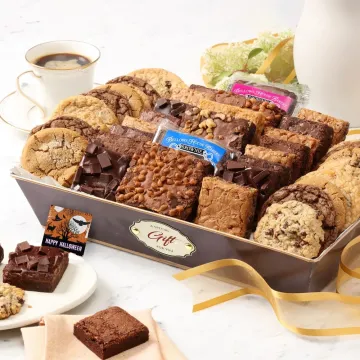 Halloween Deluxe Bakery Gift Basket