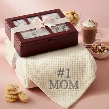 Mom’s Cherished Moments Gift Box