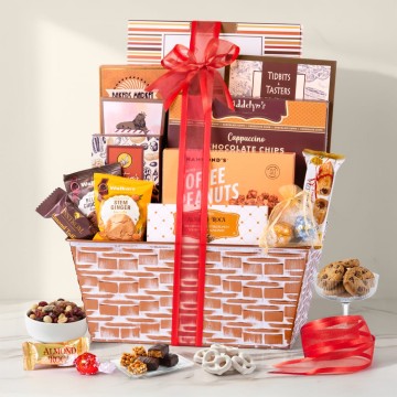 Christmas Wicker Gift Basket