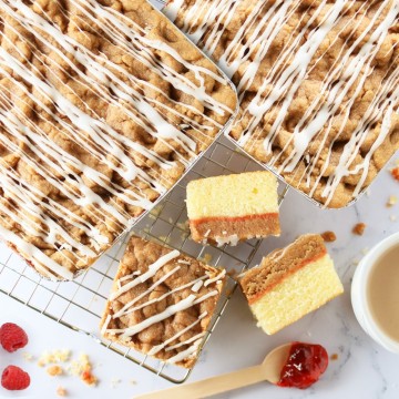 Raspberry Crumb Cake