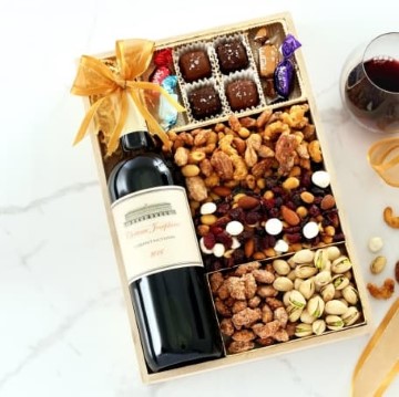 Extravagant Wine Gift Tray