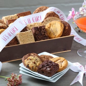 It's a Girl Bakery Basket