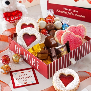 Valentines Day Chocolate & Cookies Box