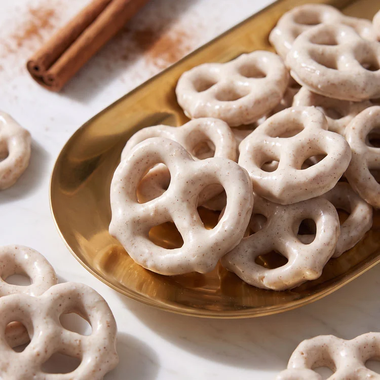 Cinnamon Yogurt Pretzels