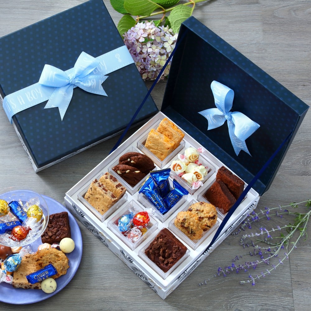 Broadway Snacking Collection Gift Box