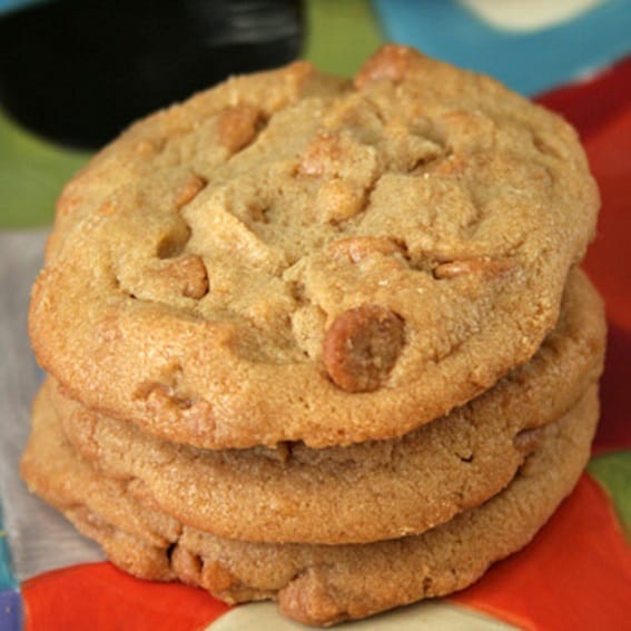 Peanut Butter Cookies with Reese's Chips
