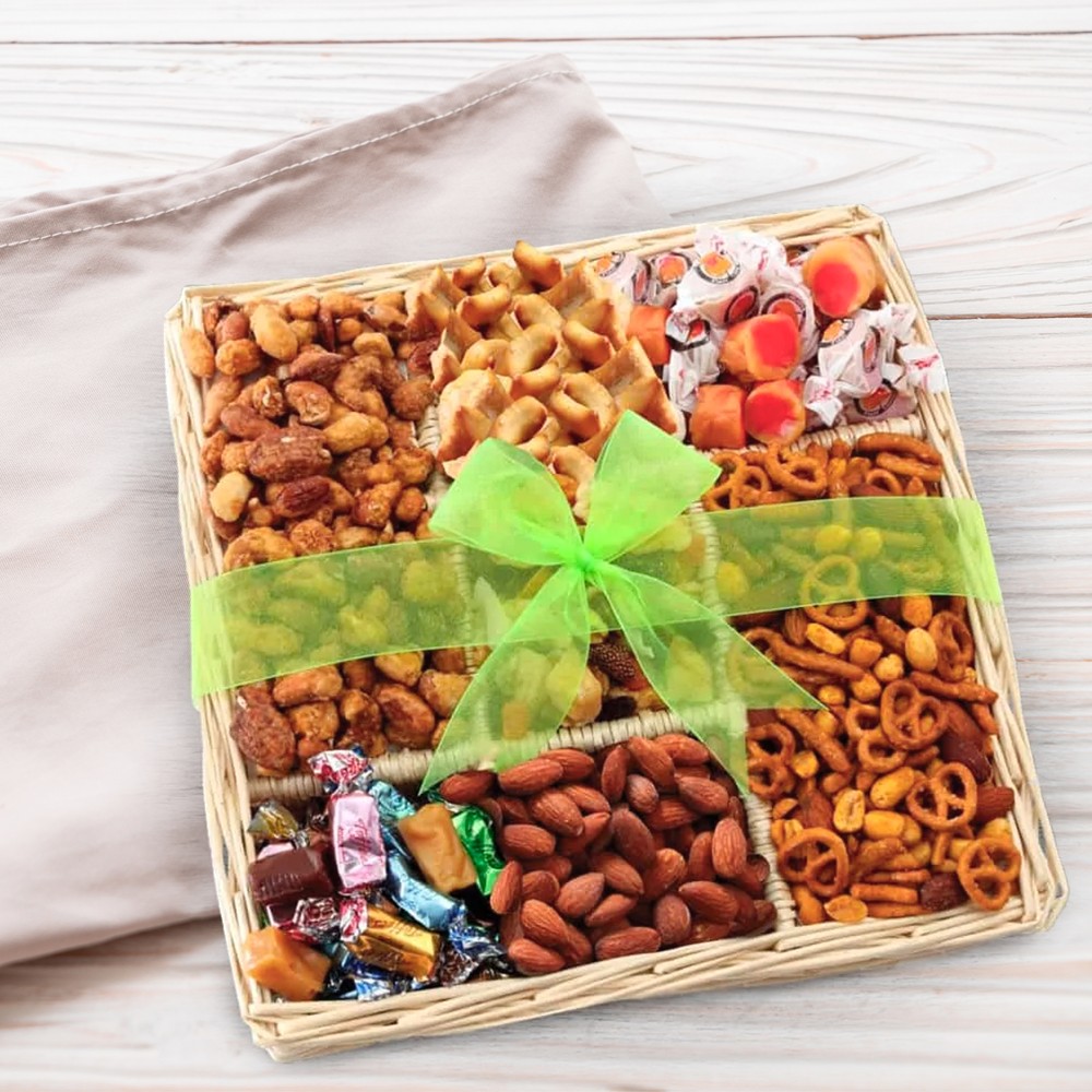 Nuts, Caramels & Sweets Gift Tray