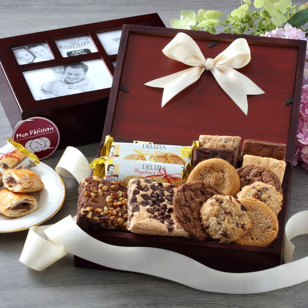 Buy our bakery photo gift box at