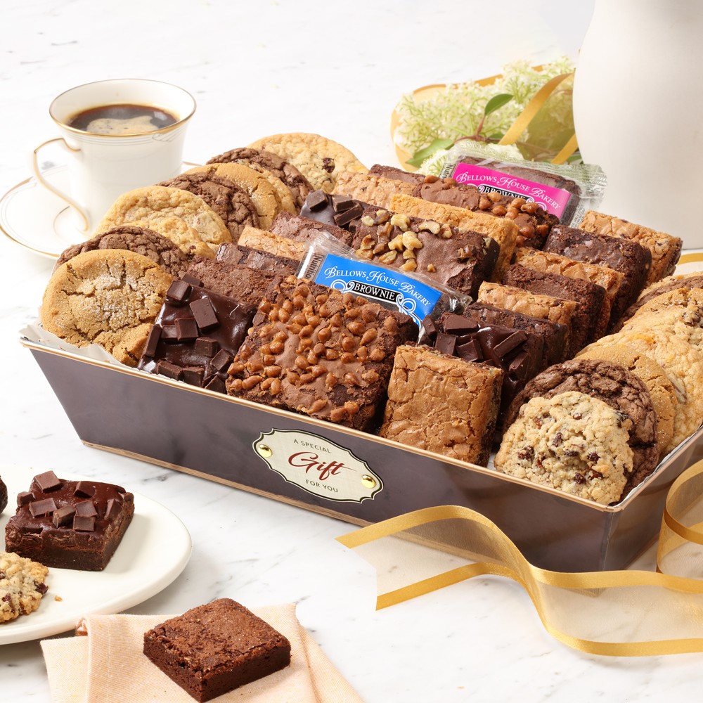 Deluxe Gourmet Brownie & Cookie Gift Basket by