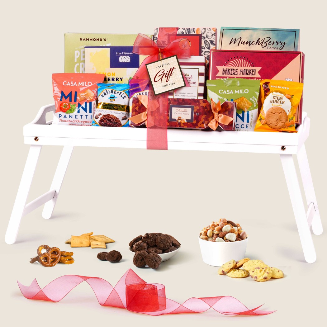 >Gourmet Breakfast Gift Tray