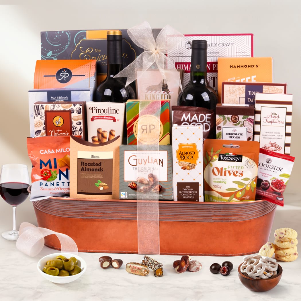 Gourmet Extravagant Wine Basket