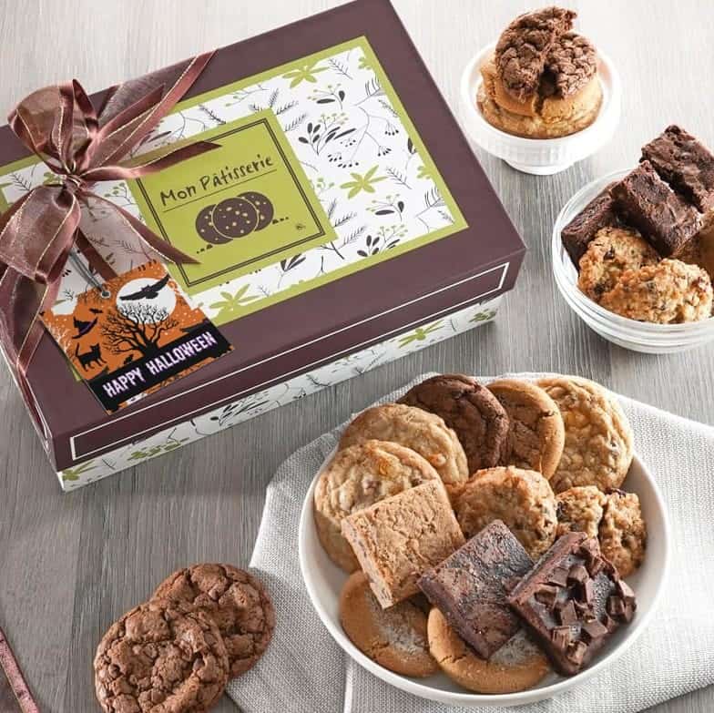>Happy Halloween Bakery Gift Box