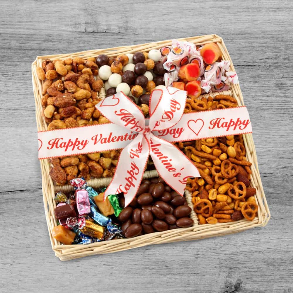 >Snacks & Sweets Valentines Day Gift