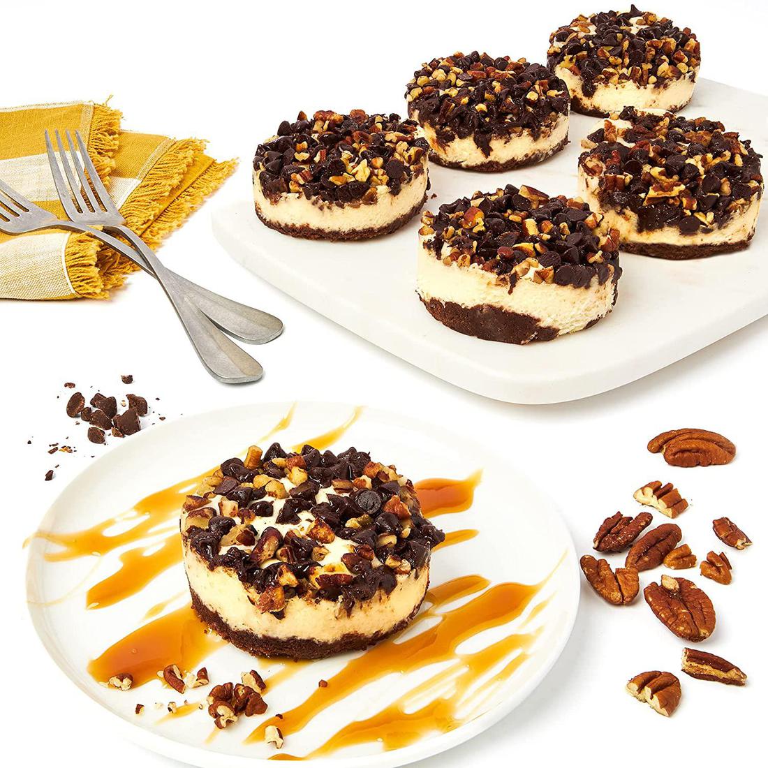 >Mini Chocolate Pecan Cheesecakes - 12 pieces