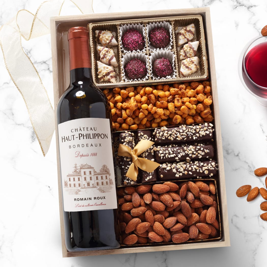 >Purim Wine and Chocolate Gift Tray