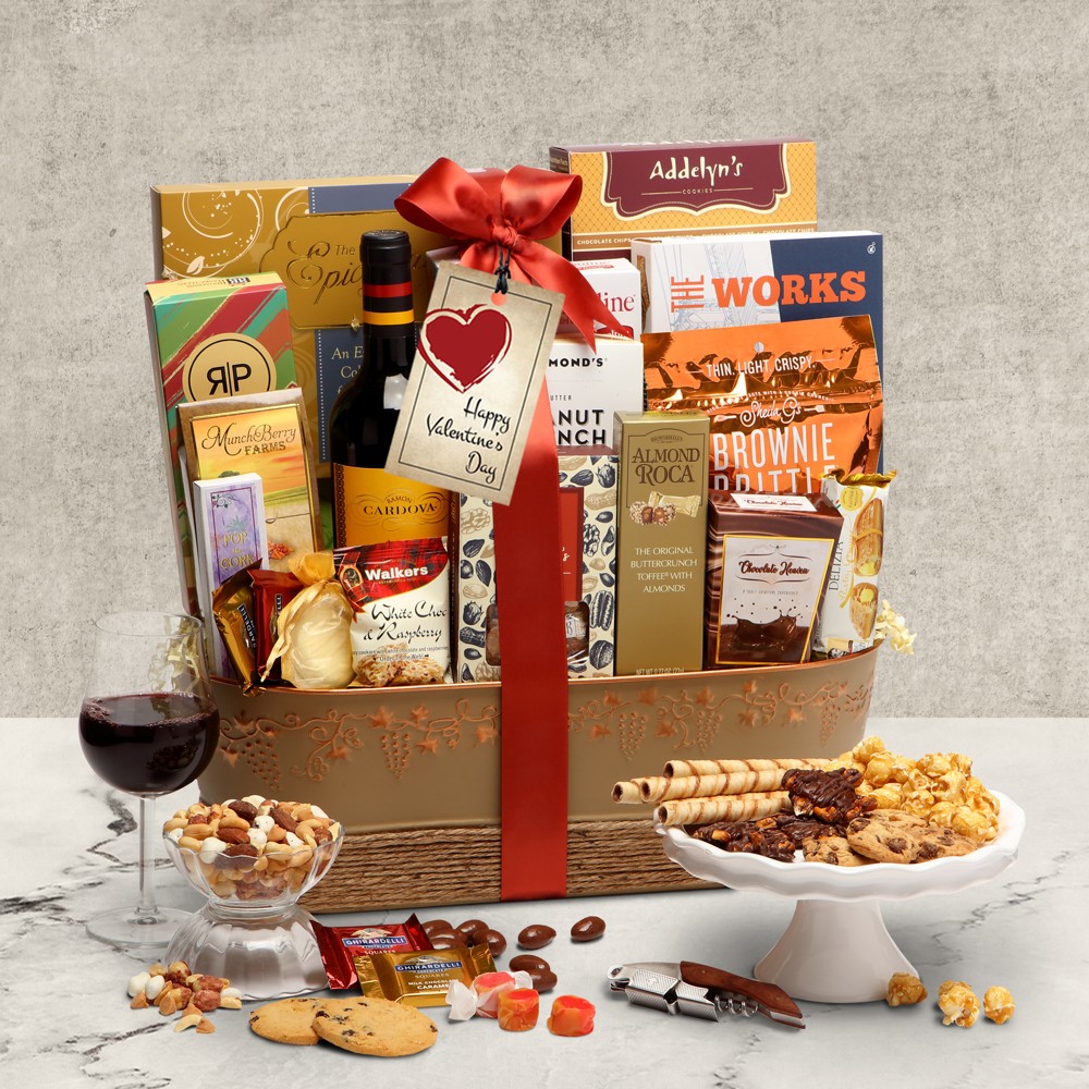 >Valentine Delights Gift Basket