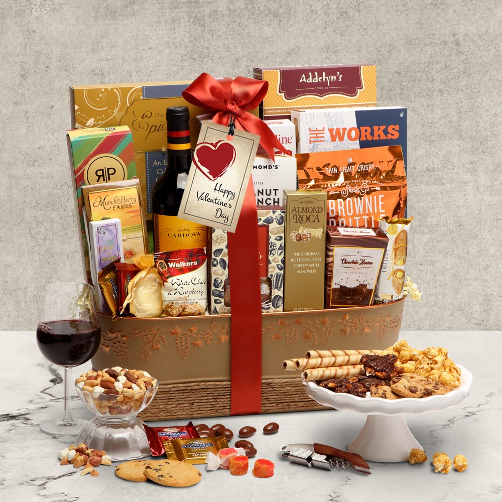 Valentine Pleaser Valentine's Day Gift Basket – Boston Gift Baskets